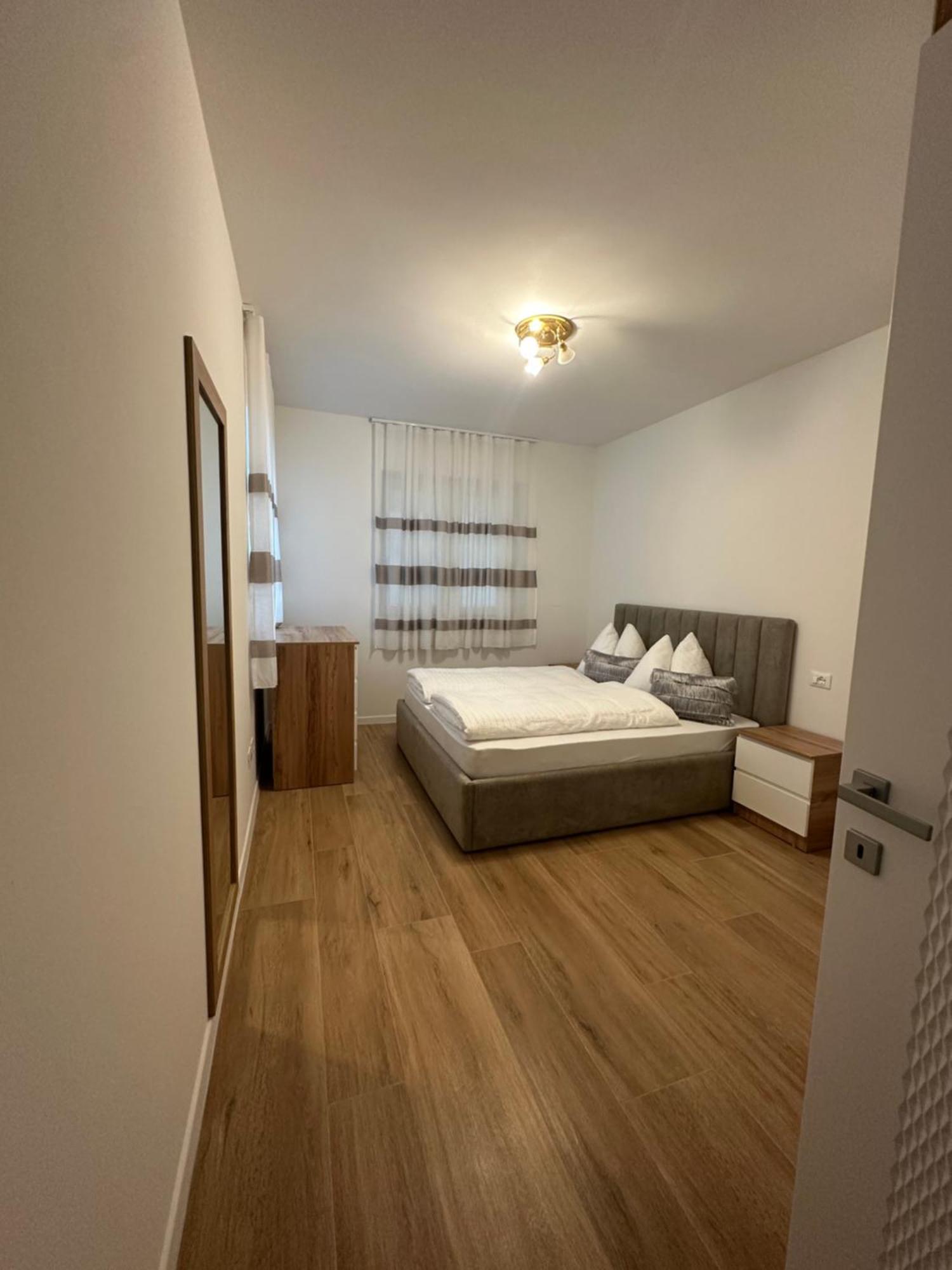 Villa Hajdi Q & U Merano Bagian luar foto