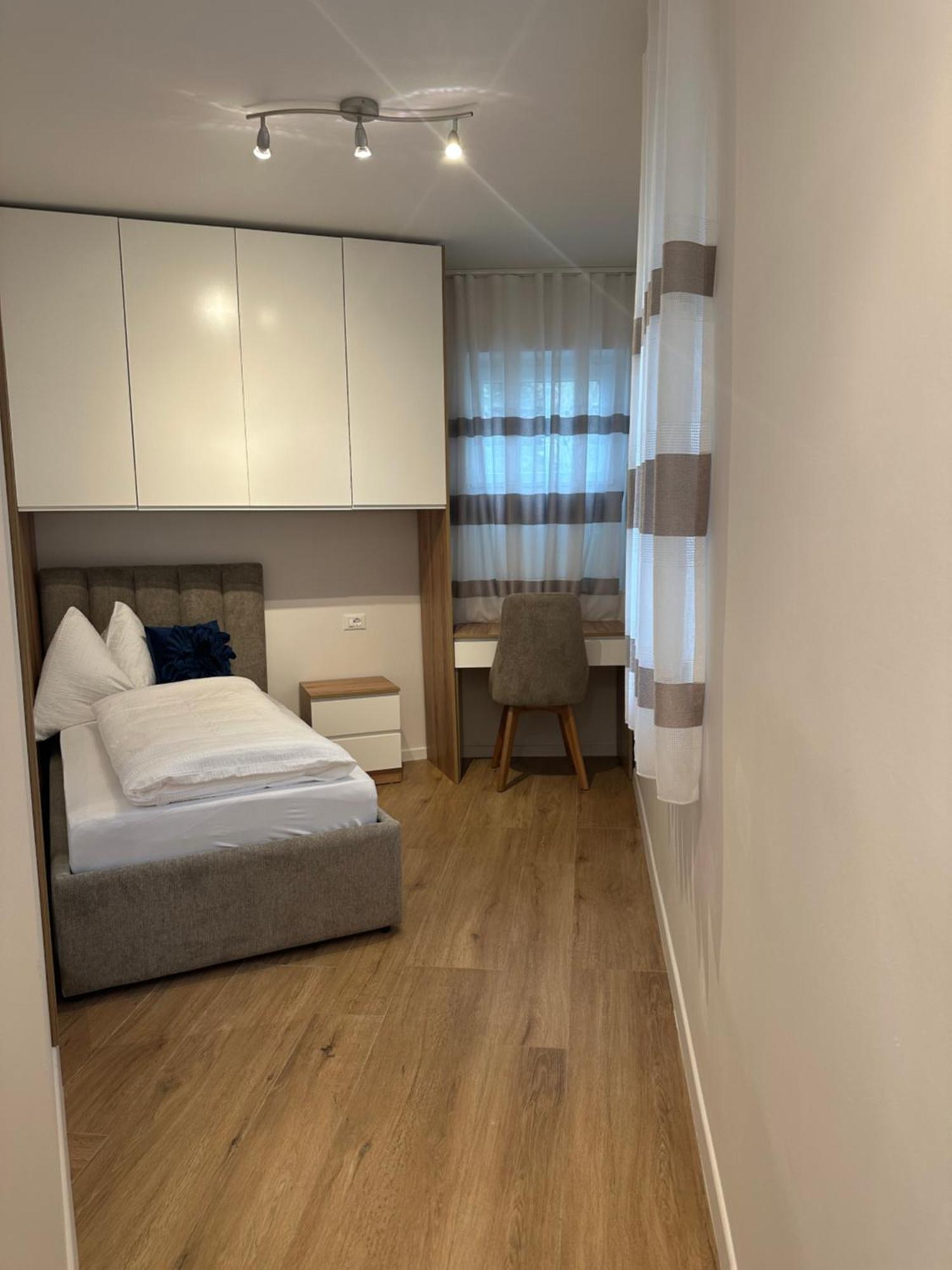 Villa Hajdi Q & U Merano Bagian luar foto