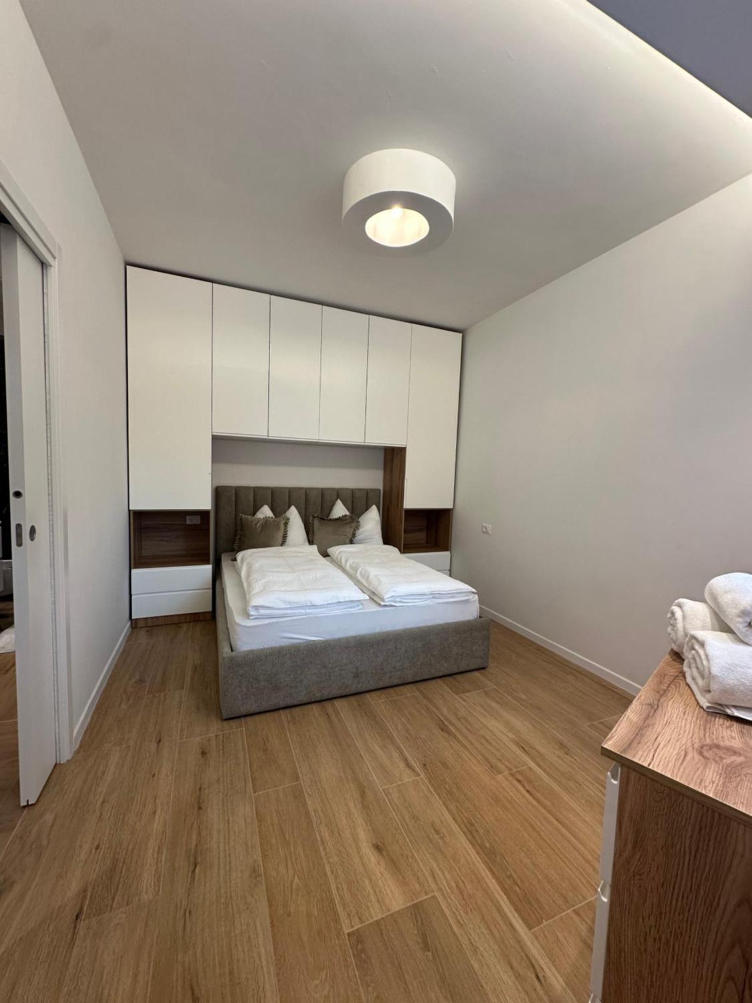 Villa Hajdi Q & U Merano Bagian luar foto